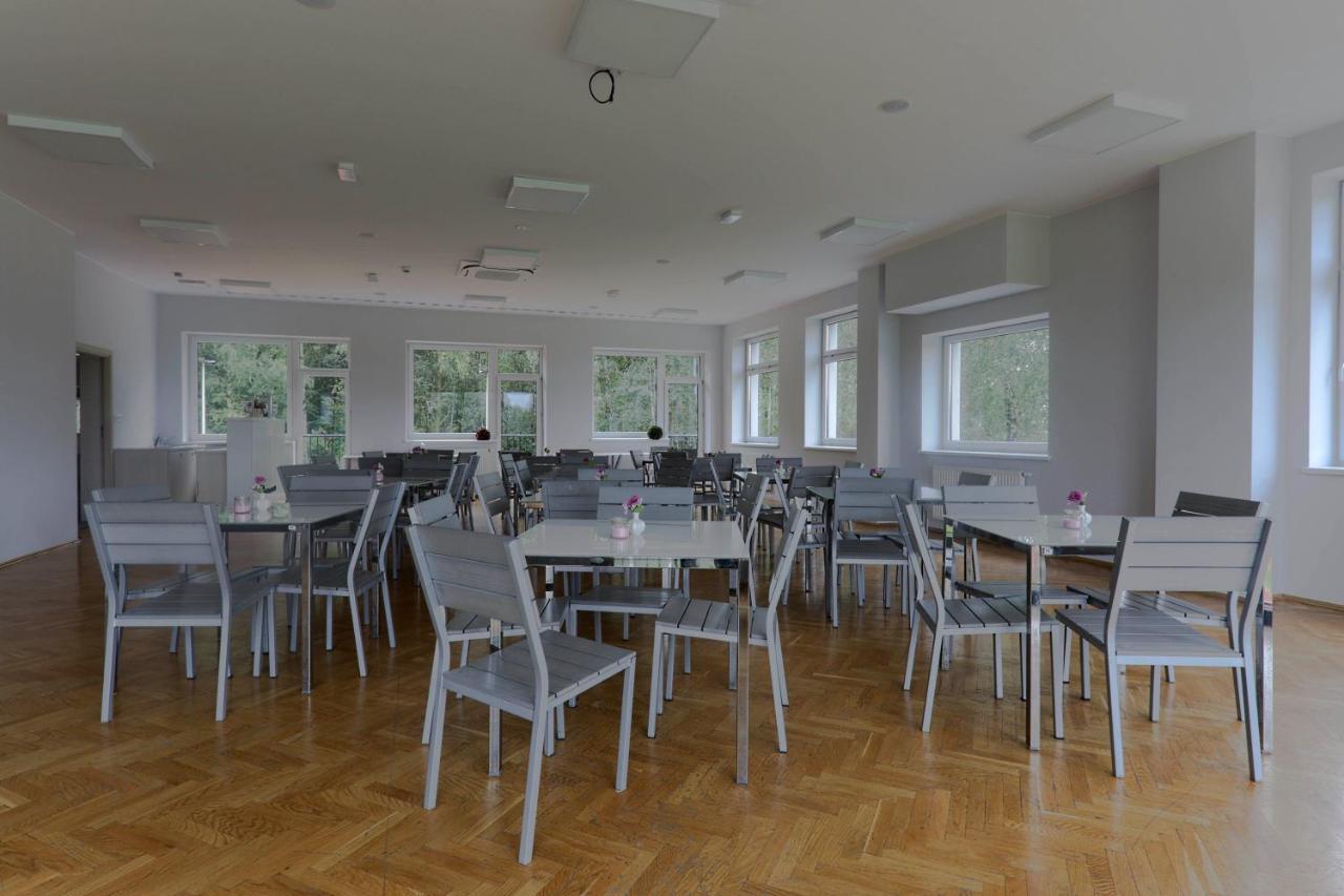 Pawilon Sportowo Turystyczny Kalwarianka Hostel Kalwaria Zebrzydowska Kültér fotó